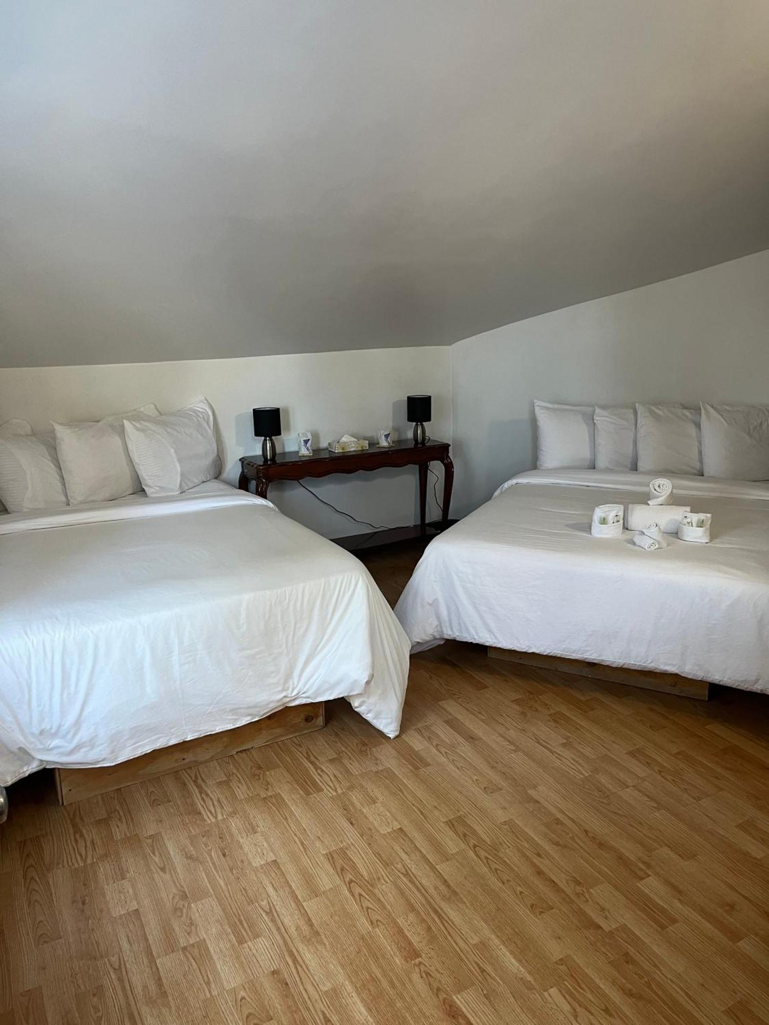 Auberge De Ferme-Neuve Lac-Saint-Paul 외부 사진