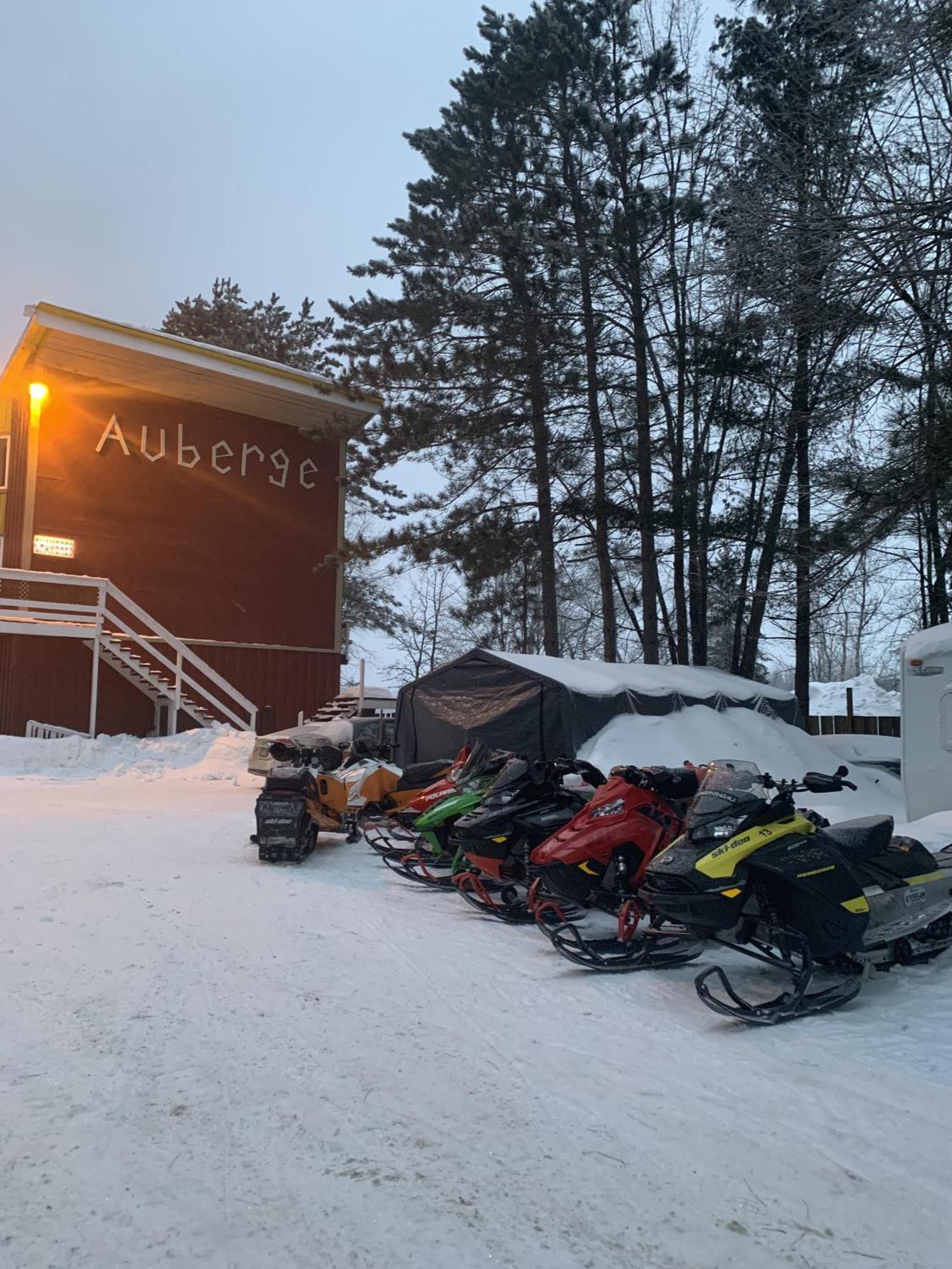Auberge De Ferme-Neuve Lac-Saint-Paul 외부 사진