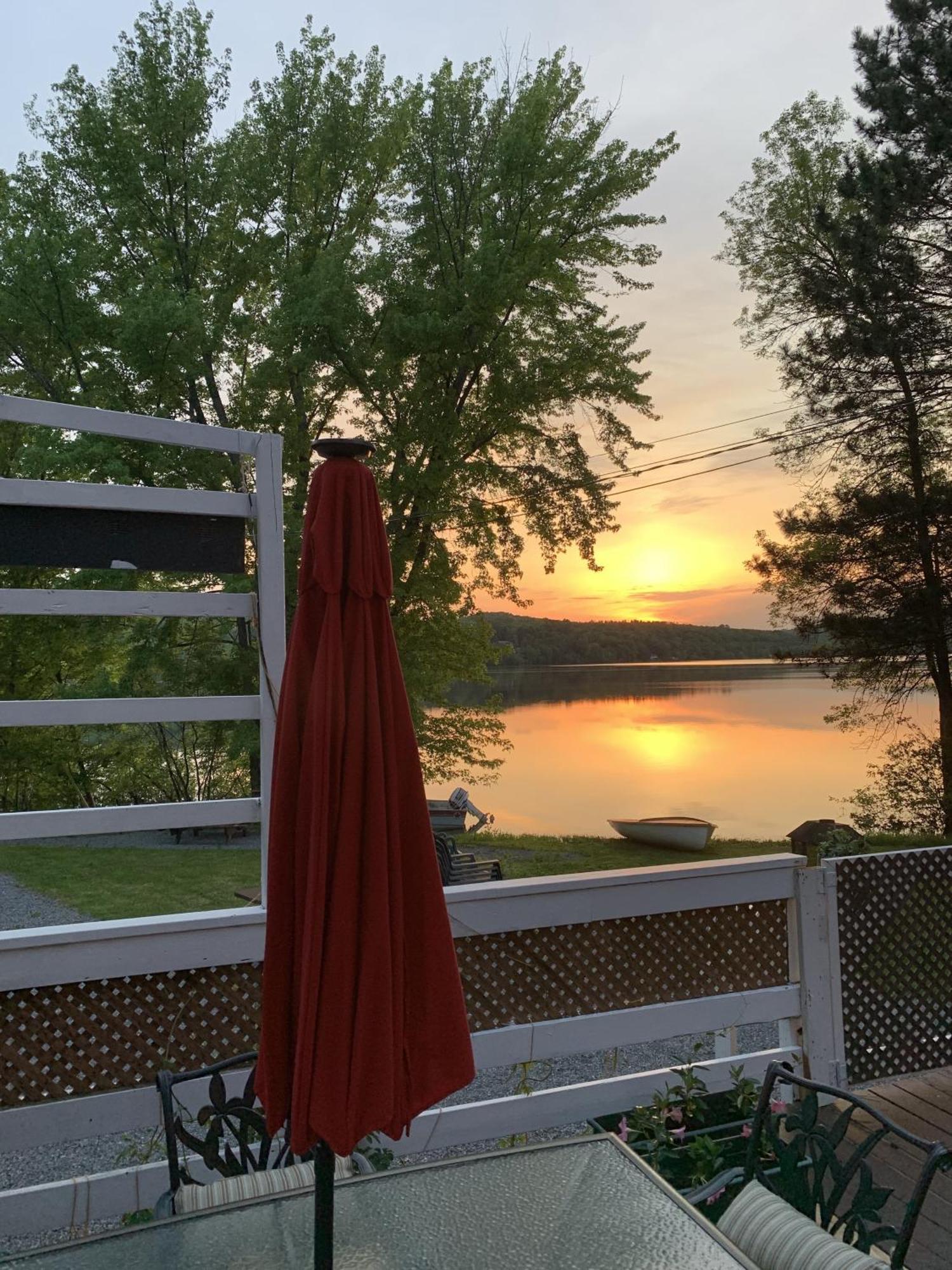 Auberge De Ferme-Neuve Lac-Saint-Paul 외부 사진