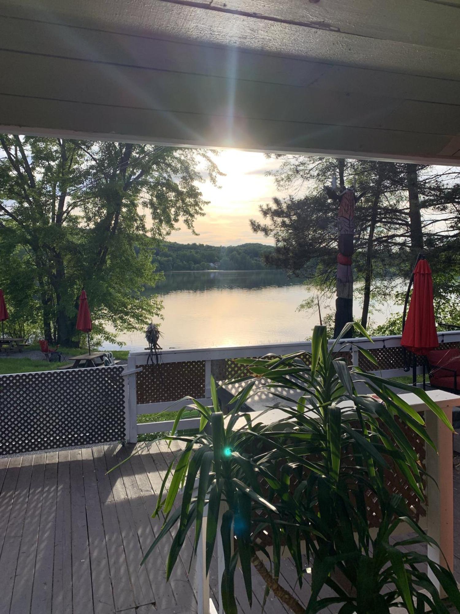 Auberge De Ferme-Neuve Lac-Saint-Paul 외부 사진